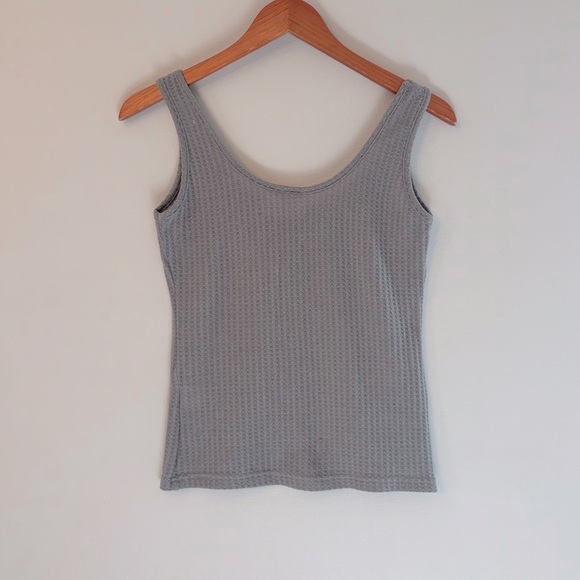 Built by Dreamers Knit Tank - Picture 4 of 7